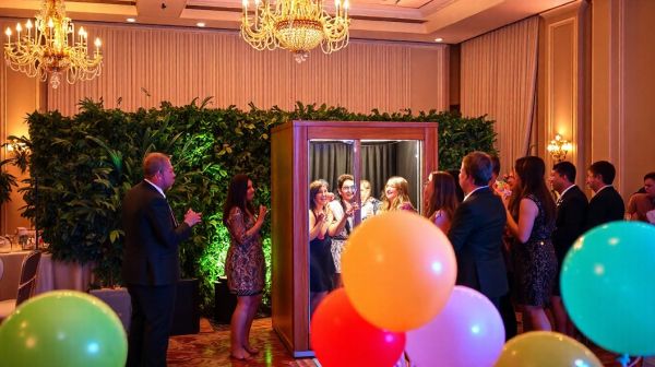 Les 5 meilleures raisons de louer un photobooth pour vos événements